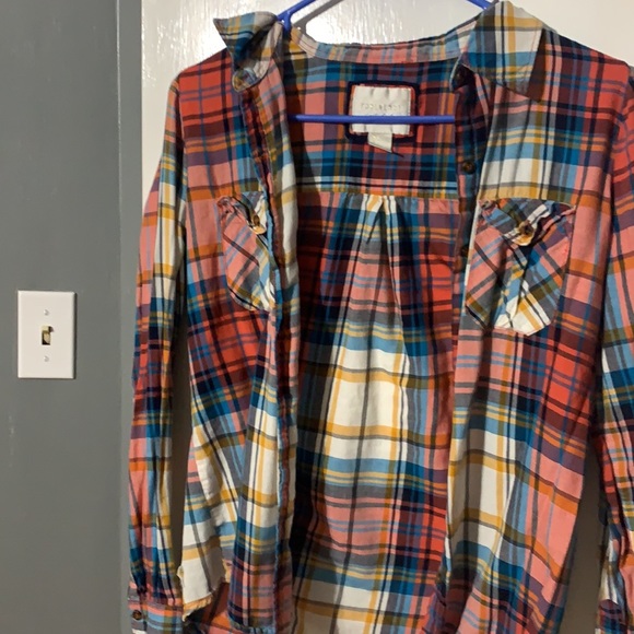 Button down - Picture 2 of 2